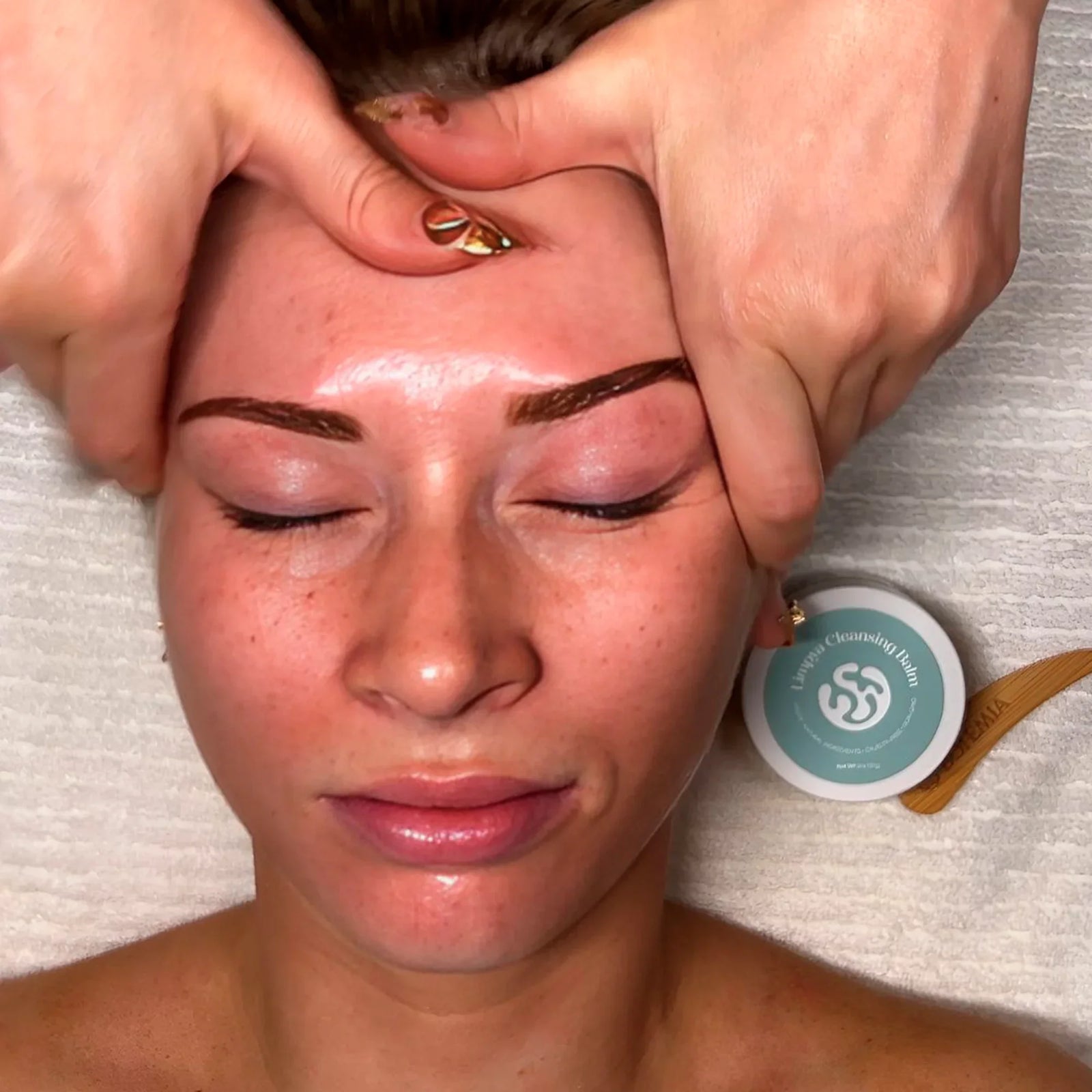 Laughing Away Wrinkles: Glow Naturally with Every Giggle