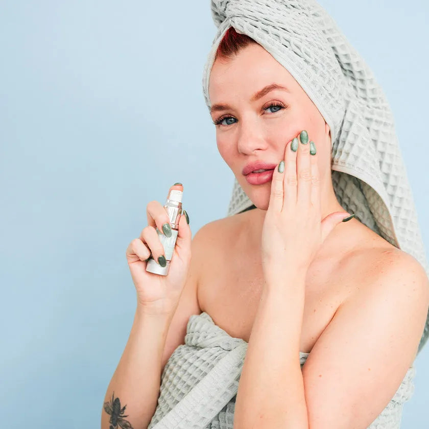 Unlock Radiant Skin: The Power of Vitamin A and C Serums